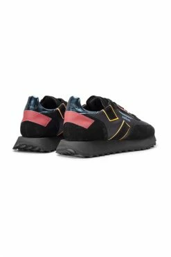 Ghoud Sneakers Black