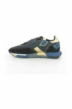 Ghoud Sneakers Black -Goedkope Ghoud winkel d8e42cdf6c81c76db6b91ca54c4f0cff